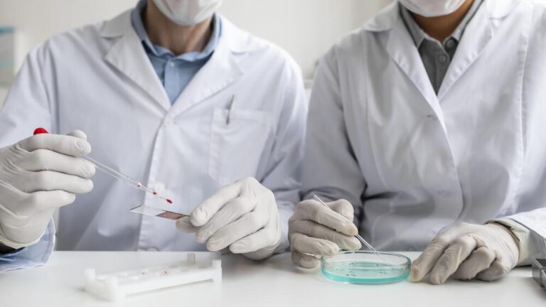 two doctors preparing for ivf fertility treatment